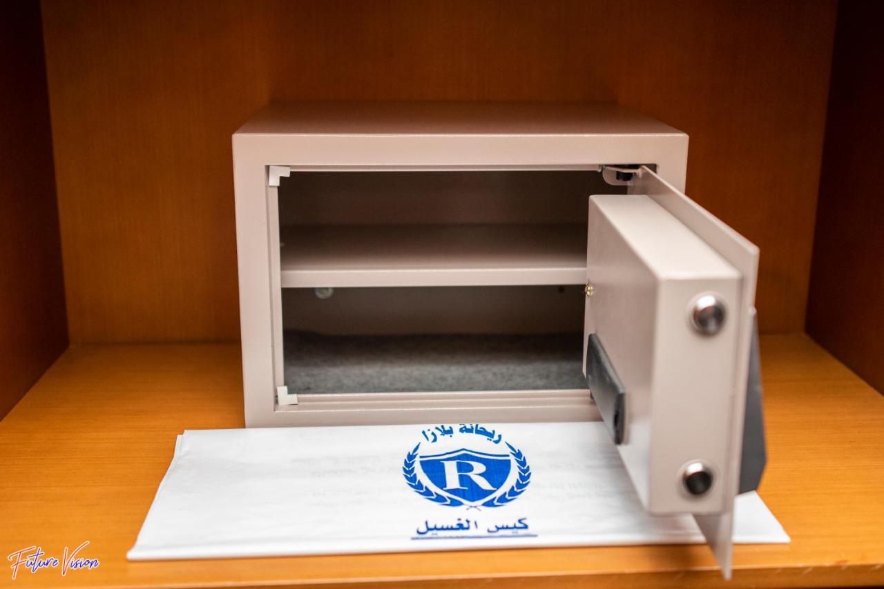 Rehana Plaza Hotel Каир Экстерьер фото A safe
