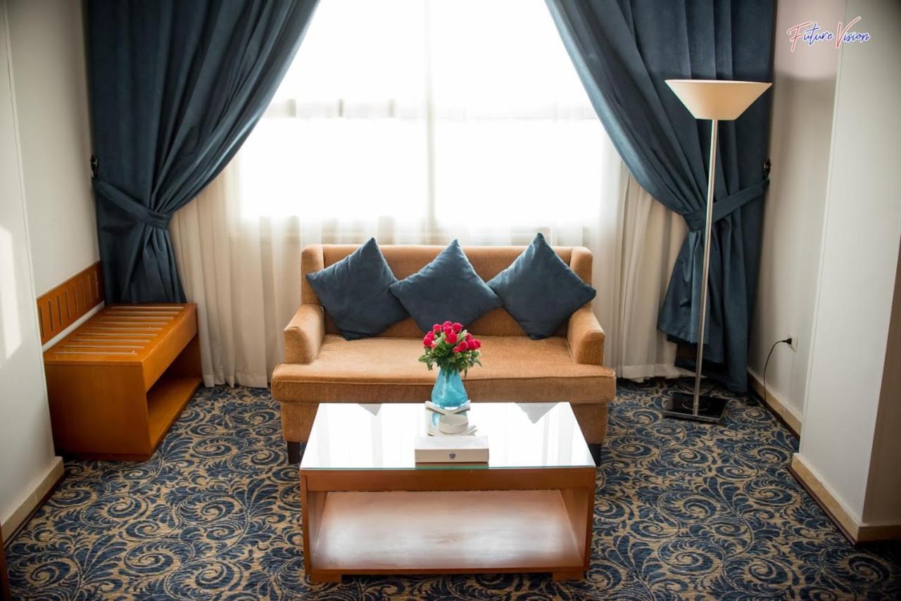 Rehana Plaza Hotel Каир Экстерьер фото A room at the hotel