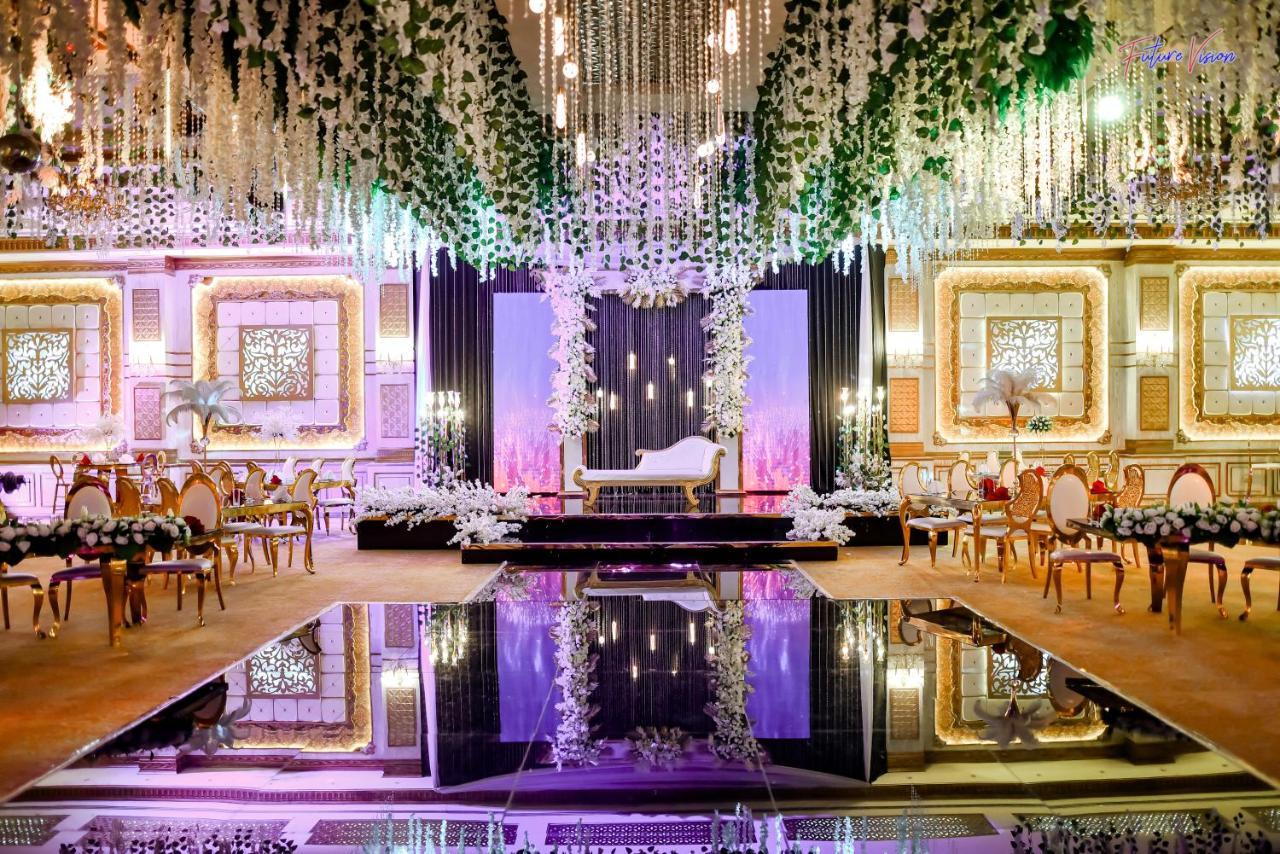Rehana Plaza Hotel Каир Экстерьер фото A wedding reception in Karachi, Pakistan