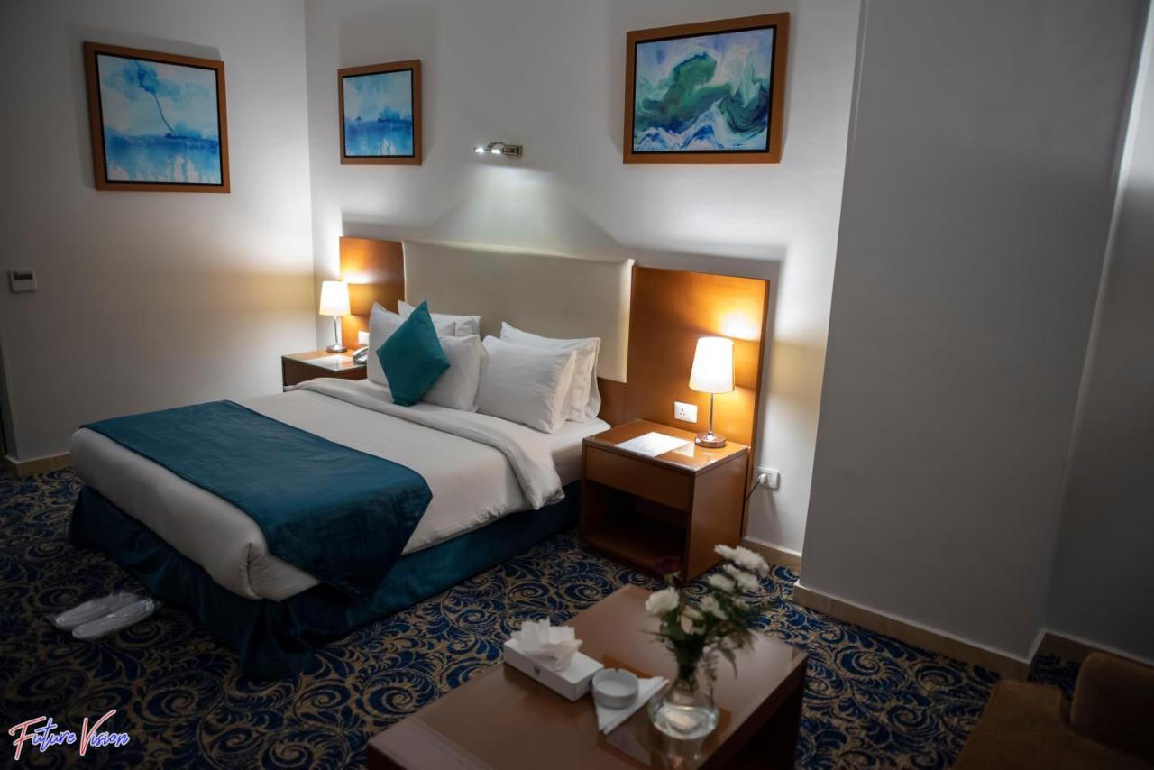 Rehana Plaza Hotel Каир Экстерьер фото A room at the hotel
